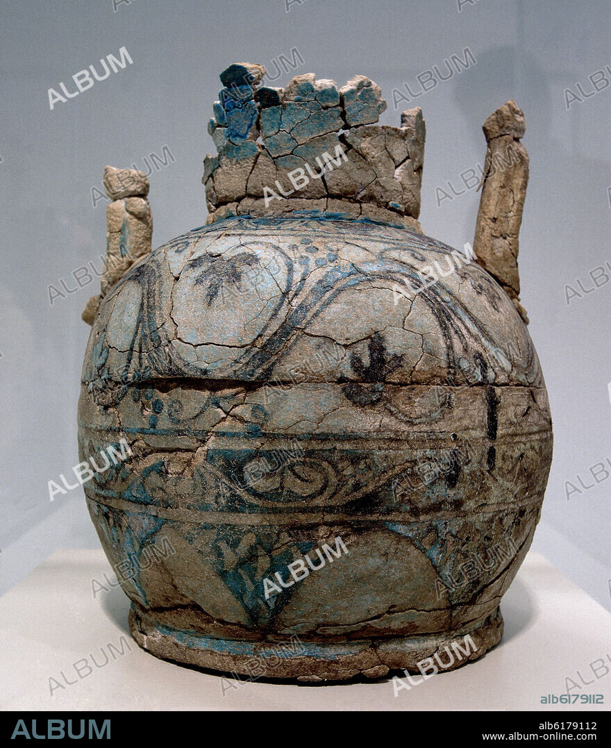 URNA DE FAYENZA DE MANUFACTURA EGIPCIA - NECROPOLIS ROMANA - S I.