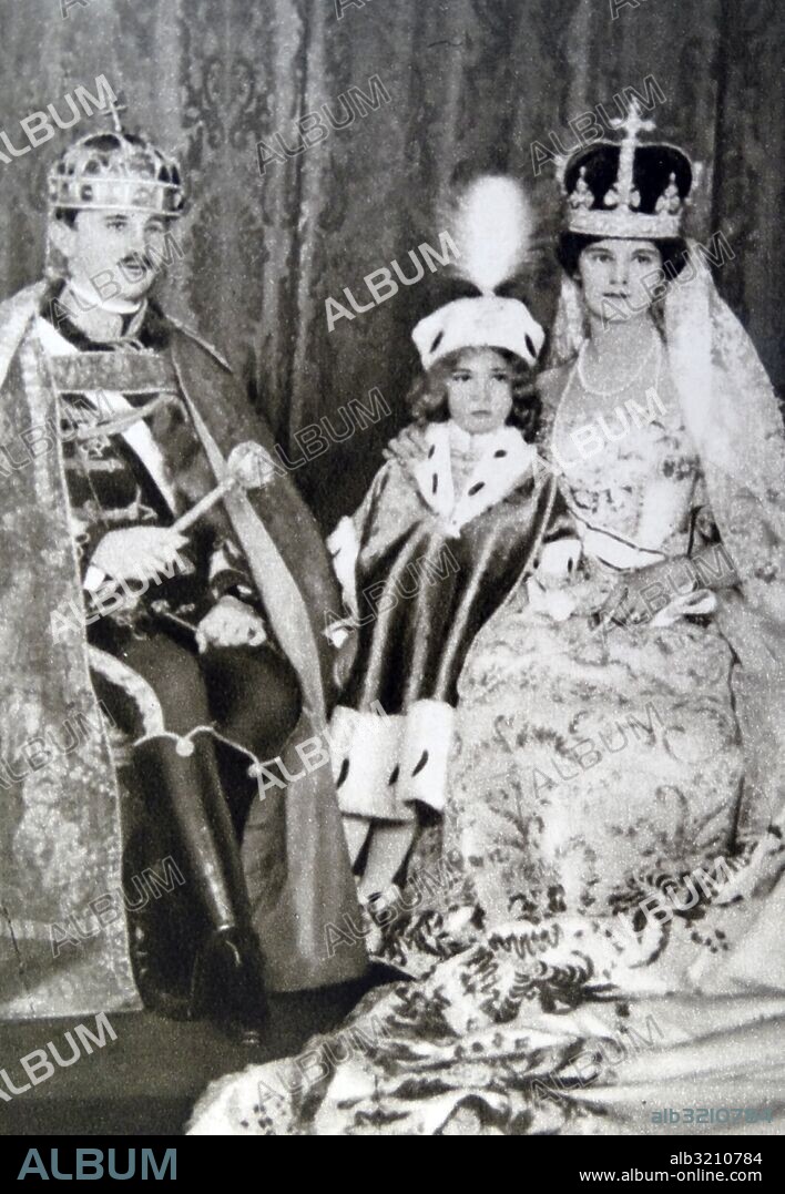 Photographic portrait of Zita of Bourbon-Parma (1882-1989), Emperor Charles I of Austria (1887-1922) and their eldest son Crown Prince Otto von Hasburg (1912-2011) after the Coronation in Hungary. Dated 20th Century.