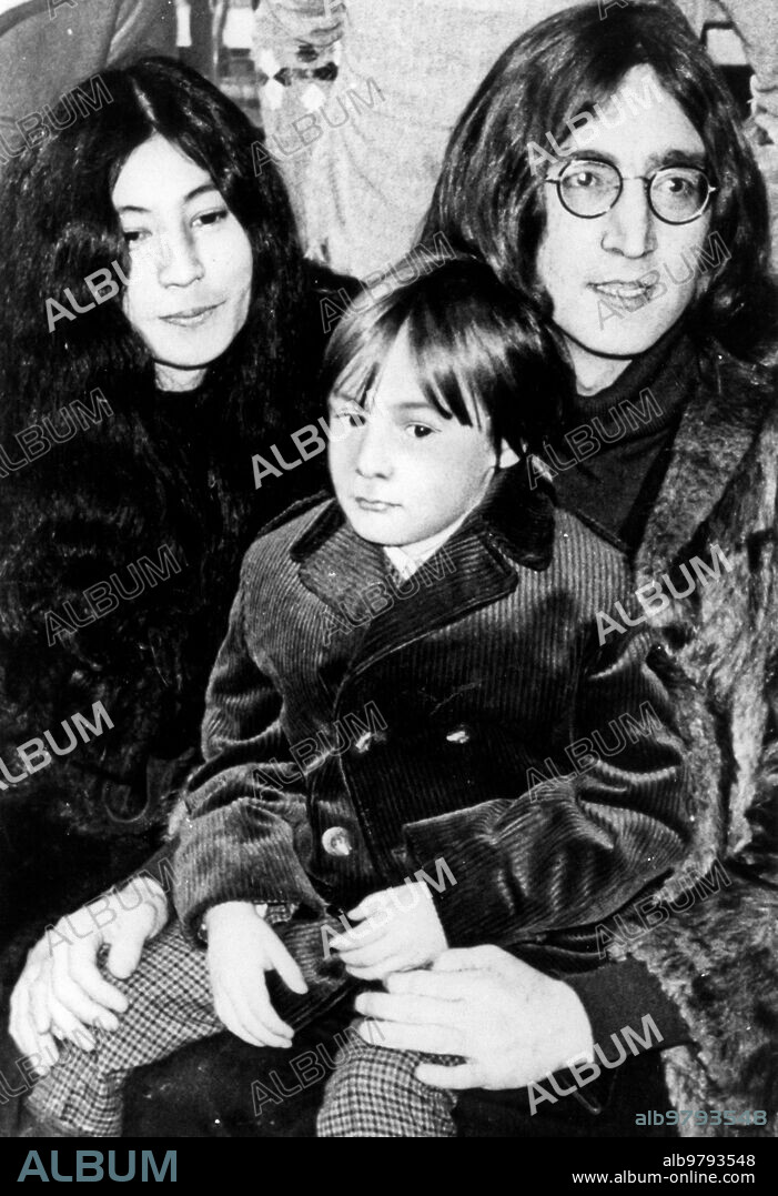 John Lennon With Yoko Ono And The Son Julian.