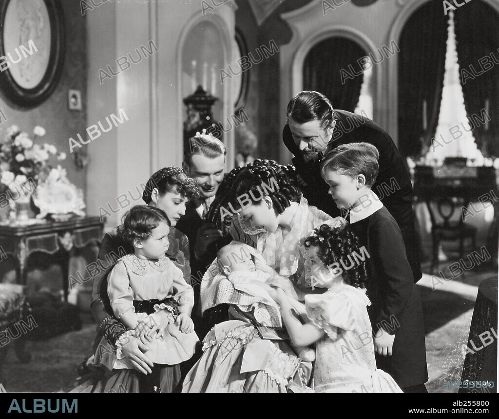 MAUREEN O'SULLIVAN in ANNA KARENINA, 1935, directed by CLARENCE BROWN. Copyright M.G.M.