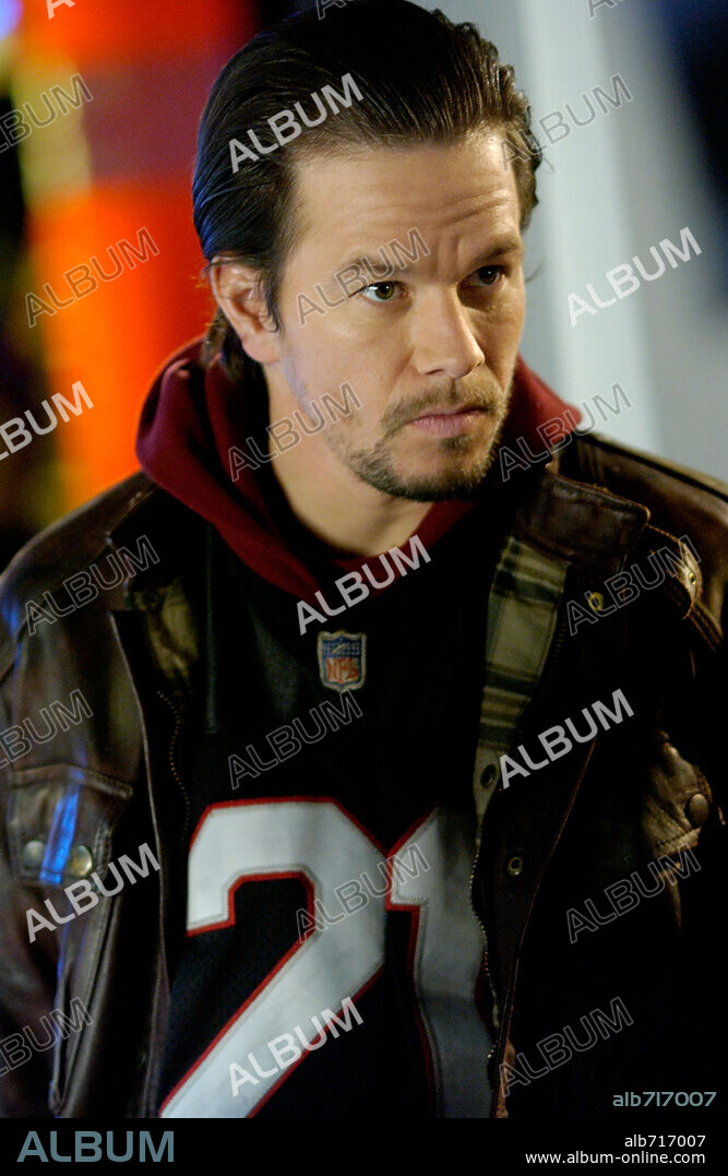 MARK WAHLBERG en CUATRO HERMANOS, 2005 (FOUR BROTHERS), dirigida por JOHN SINGLETON. Copyright PARAMOUNT PICTURES / KRAYCHYK, GEORGE.