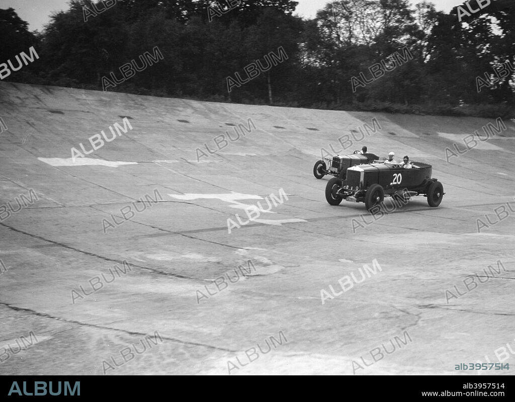 Minerva 5954 cc. Vehicle Reg. No.  PN1223.  Event Entry No: 20 Driver: Baker, G.L. Background Frazer-Nash Sportop 1930 1496 cc. Vehicle Reg. No.  HX817. Chassis No. 2006. Place: Brooklands. Date: .