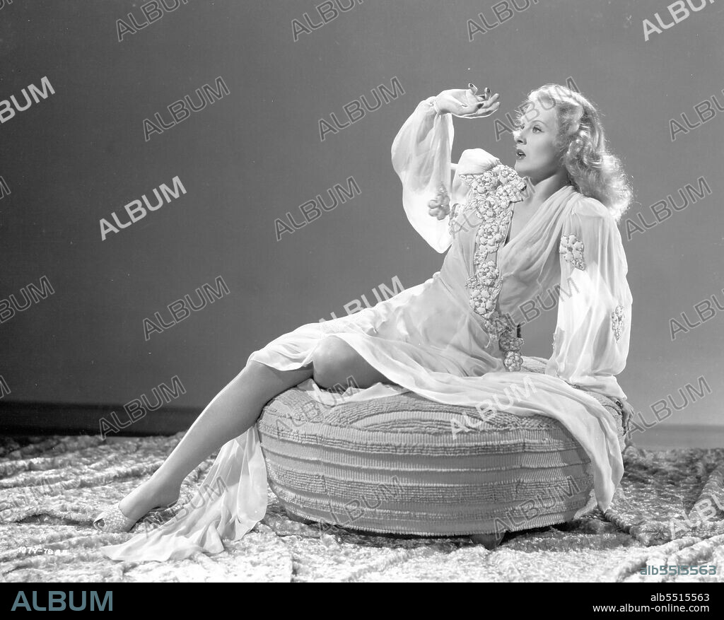 ILONA MASSEY in FRANKENSTEIN MEETS THE WOLF MAN, 1943, directed by ROY WILLIAM NEILL. Copyright UNIVERSAL PICTURES.