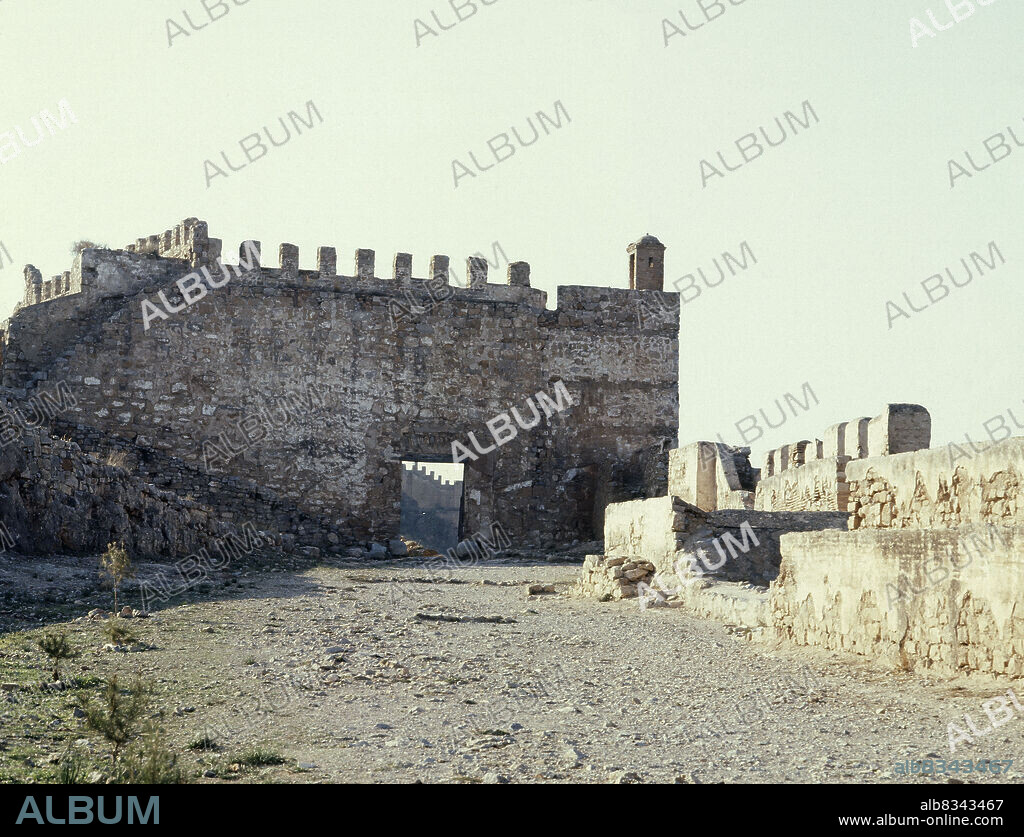 PATIO DE ARMAS DEL CASTILLO DE SAGUNTO.
