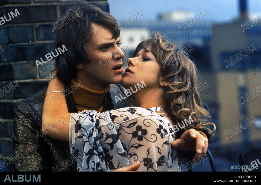 HELEN MIRREN and MALCOLM McDOWELL in O LUCKY MAN!, 1973, directed by LINDSAY ANDERSON. Copyright Memorial Enterprises.