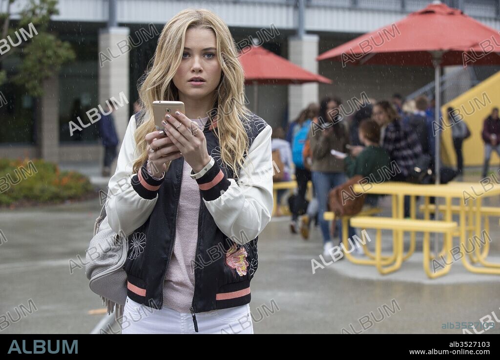 VIRGINIA GARDNER in RUNAWAYS, 2017. Copyright ABC STU/DISNEY-ABC/HULU/MARVEL STU/MARVEL TV/WALT DISNEY TV.