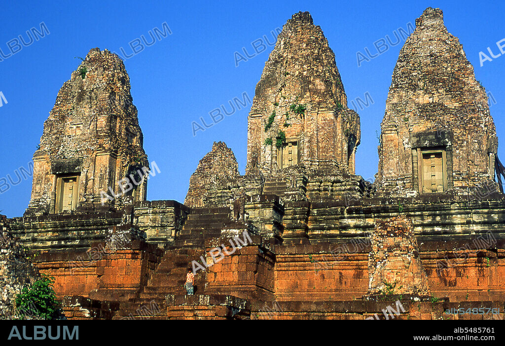 Pre Rup was built as the state temple of Khmer king Rajendravarman and dedicated in 961 or early 962. It is a temple mountain of combined brick, laterite and sandstone construction. It was dedicated to the Hindu god Shiva, and is probably located on a former Shaivite ashram, built by Yasovarman I in the previous century.