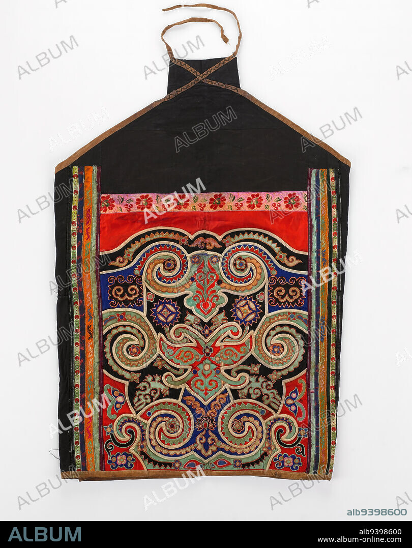 Baby Carrier, 32 7/16 x 21 3/4 in. (82.39 x 55.25 cm) (without ties), Cotton, silk, metallic bands, China.
