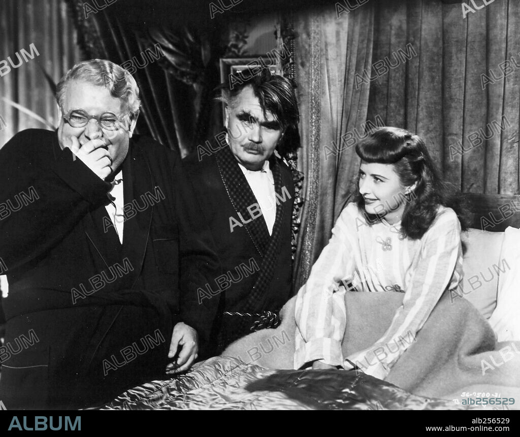 BARBARA STANWYCK, OSCAR HOMOLKA et S. Z. SAKALL dans BALL OF FIRE, 1941, réalisé par HOWARD HAWKS. Copyright RKO/SAMUEL GOLDWYN.