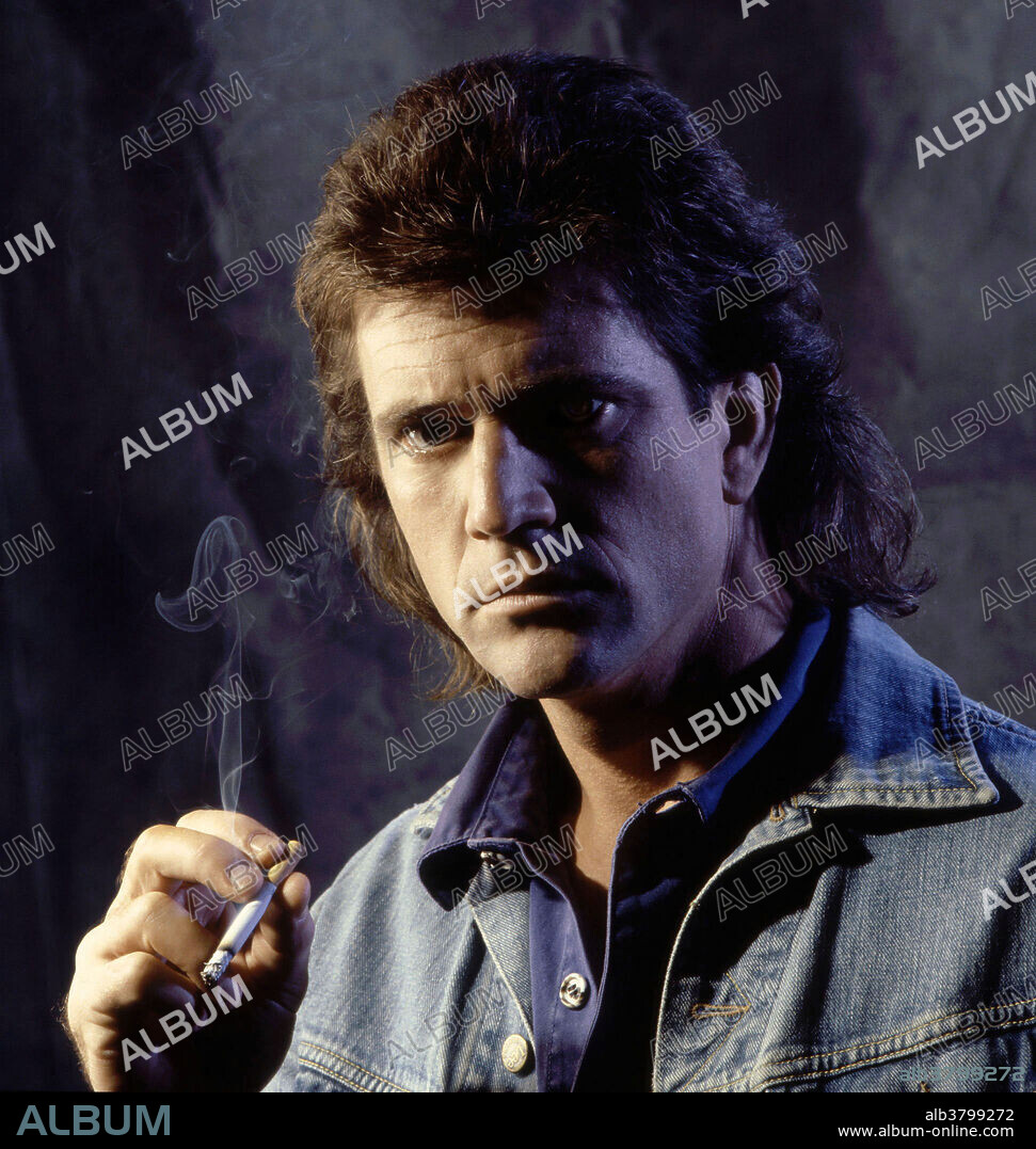 MEL GIBSON in LETHAL WEAPON, 1987, directed by RICHARD DONNER. Copyright WARNER BROTHERS.