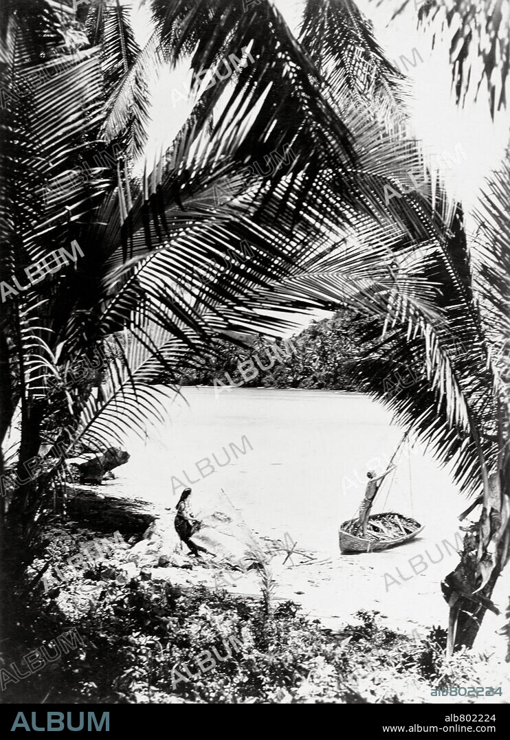DONALD HOUSTON and JEAN SIMMONS in THE BLUE LAGOON, 1949, directed by FRANK LAUNDER. Copyright RANK.
