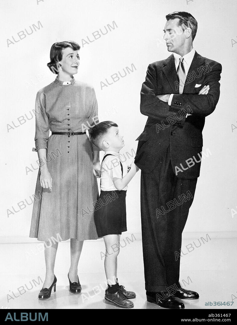 BETSY DRAKE and CARY GRANT in ROOM FOR ONE MORE, 1952, directed by NORMAN TAUROG. Copyright WARNER BROTHERS.