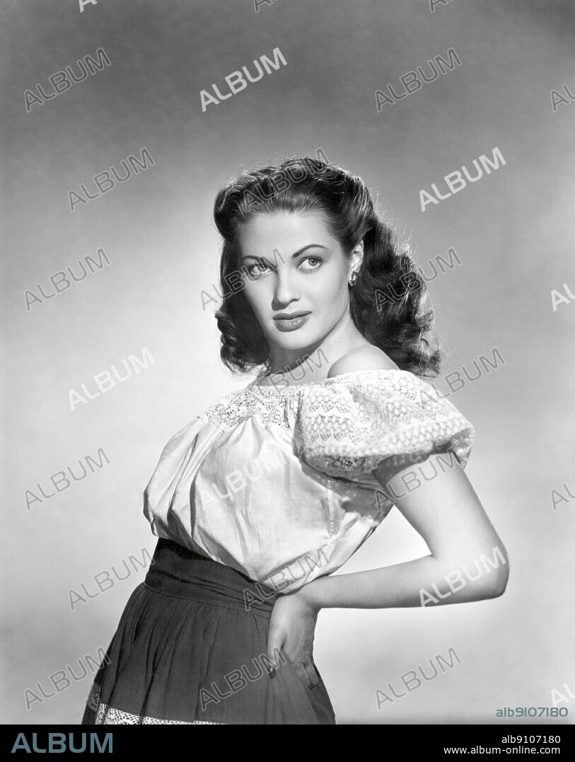 YVONNE DE CARLO in BRUTE FORCE, 1947, unter der Regie von JULES DASSIN. Copyright UNIVERSAL PICTURES.