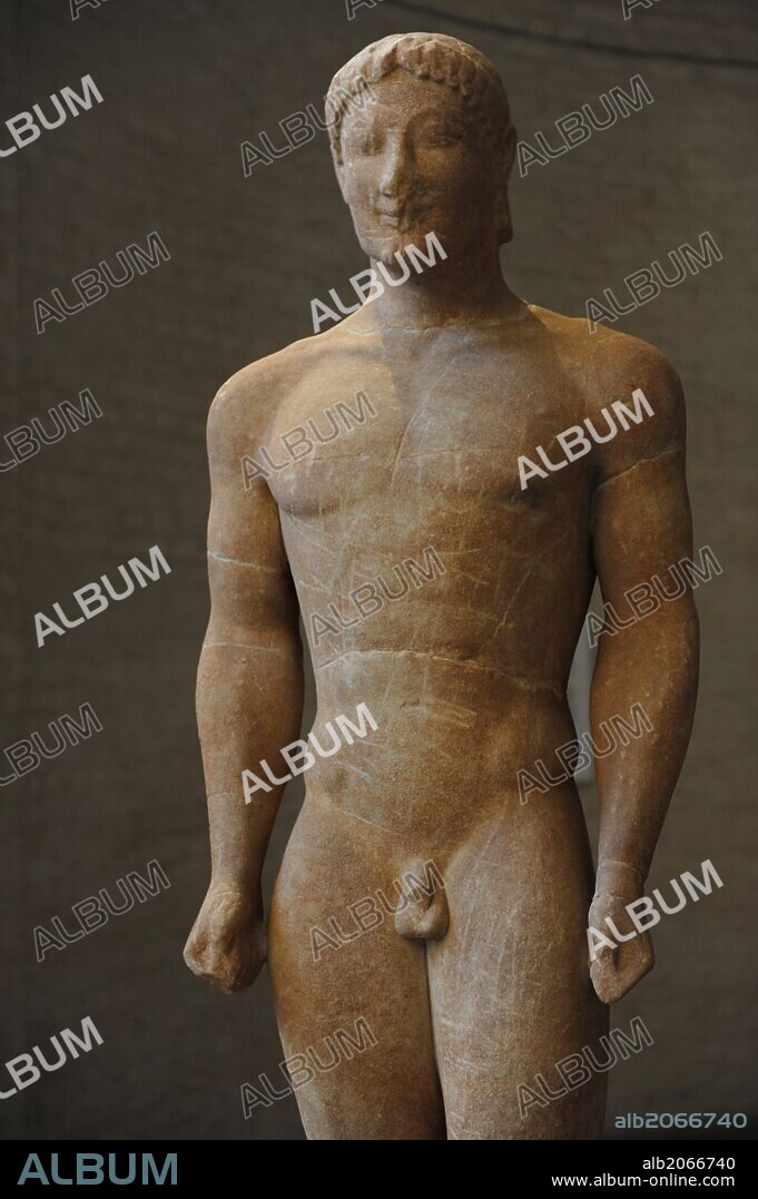 ARTE GRIEGO. ESTILO ARCAICO. GRECIA. Kouros de Munich. Alrededor del 540 a. C. Estatua de un joven. Glyptothek. Munich. Alemania. Europa.