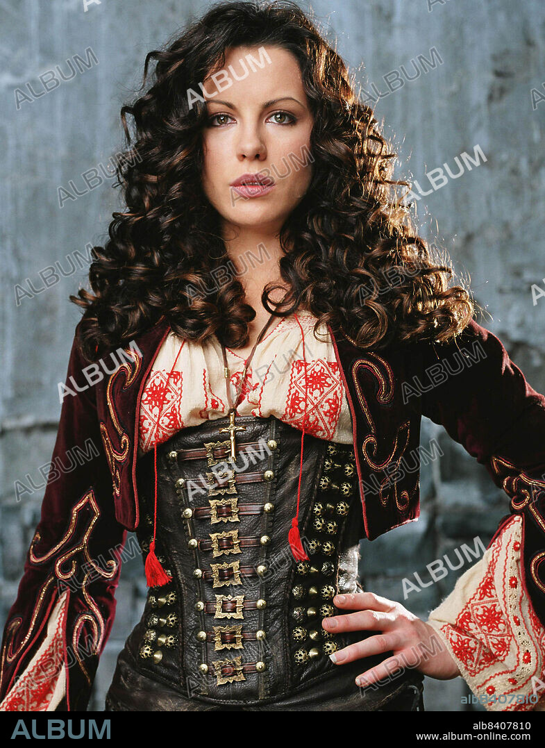 KATE BECKINSALE in VAN HELSING, 2004, directed by STEPHEN SOMMERS. Copyright UNIVERSAL.
