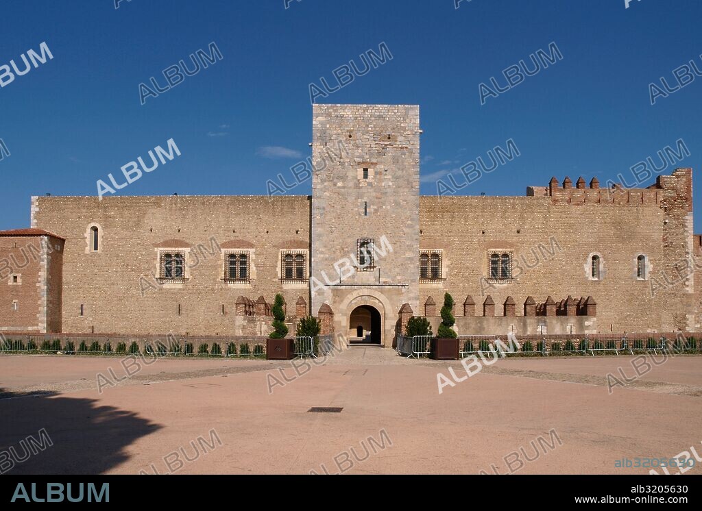 PALACIO DE LOS REYES DE MALLORCA  . PERPIÑAN, FRANCIA.