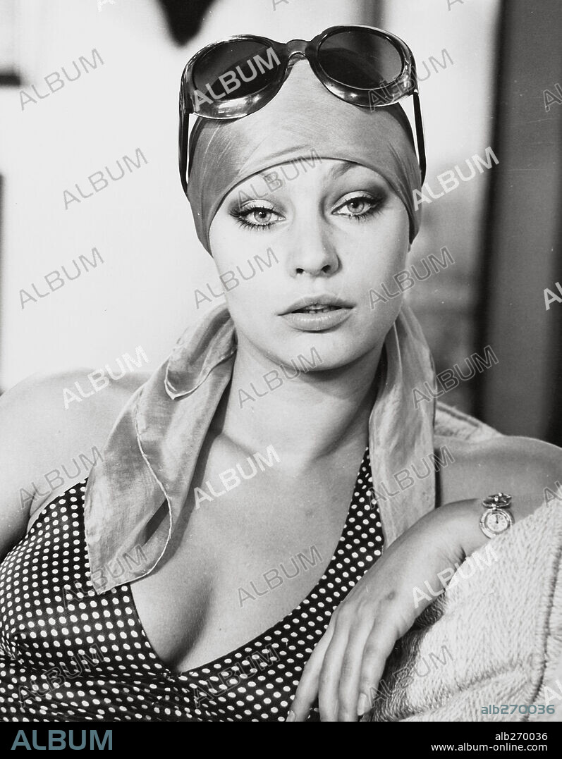 NADIUSKA.