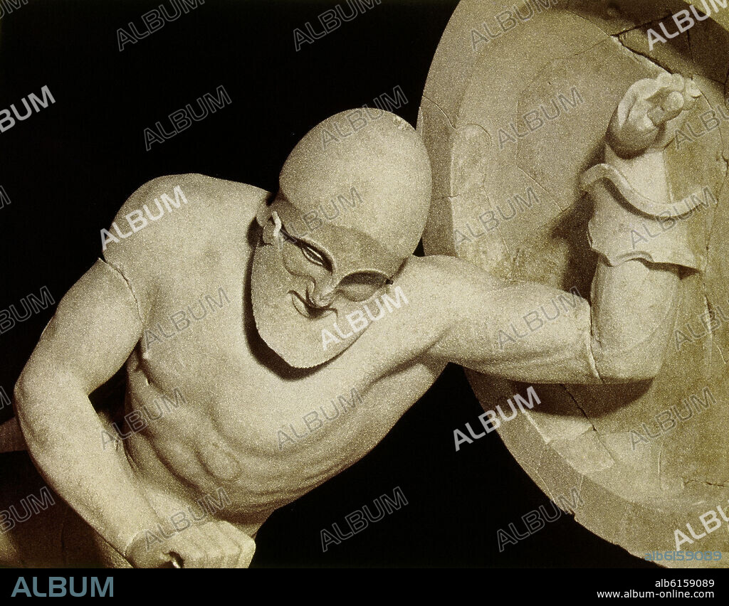 GUERRERO TROYANO MORIBUNDO - DETALLE DEL FRONTON DEL TEMPLO DE AFAYA EN EGINA - 500-480 AC.