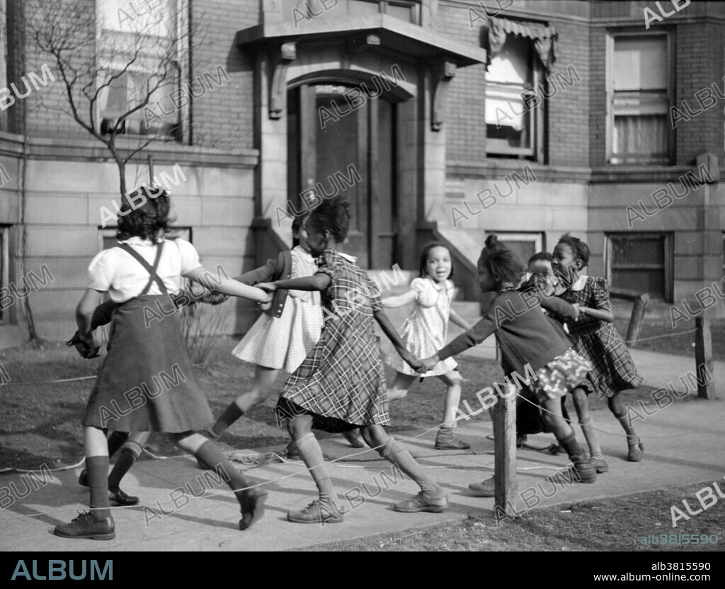 Ring Around the Rosie, 1941 Album alb3815590