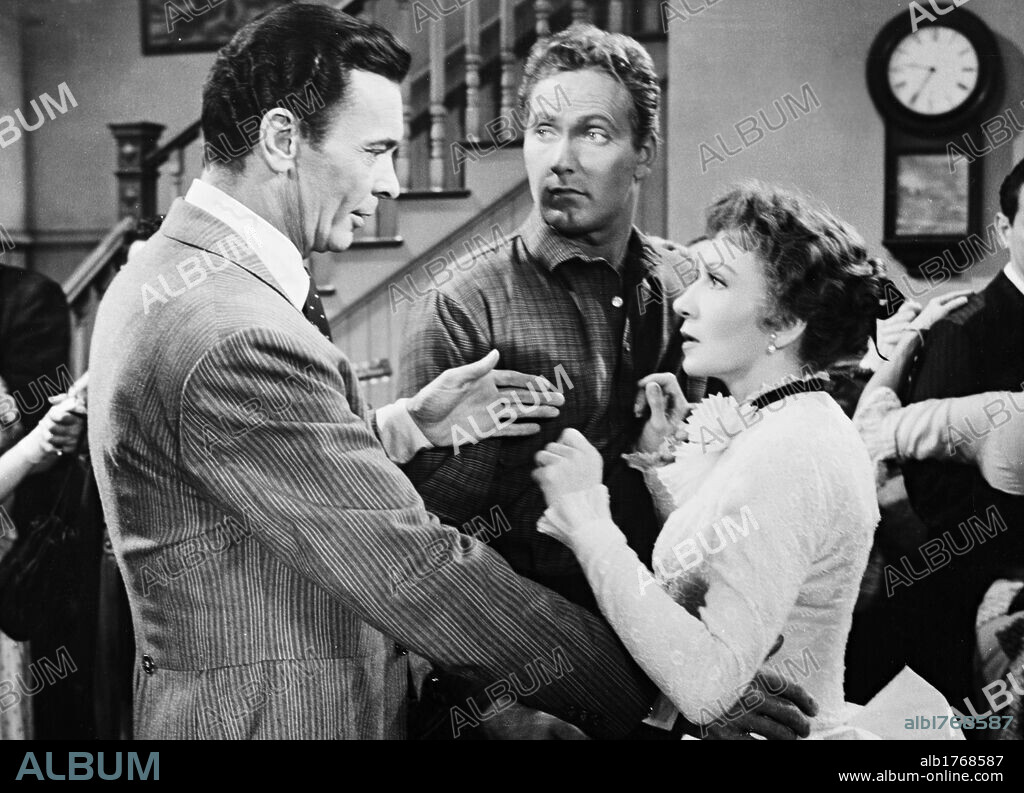 BARRY SULLIVAN y CLAUDETTE COLBERT en TEXAS LADY, 1955, dirigida por TIM WHELAN. Copyright RKO.