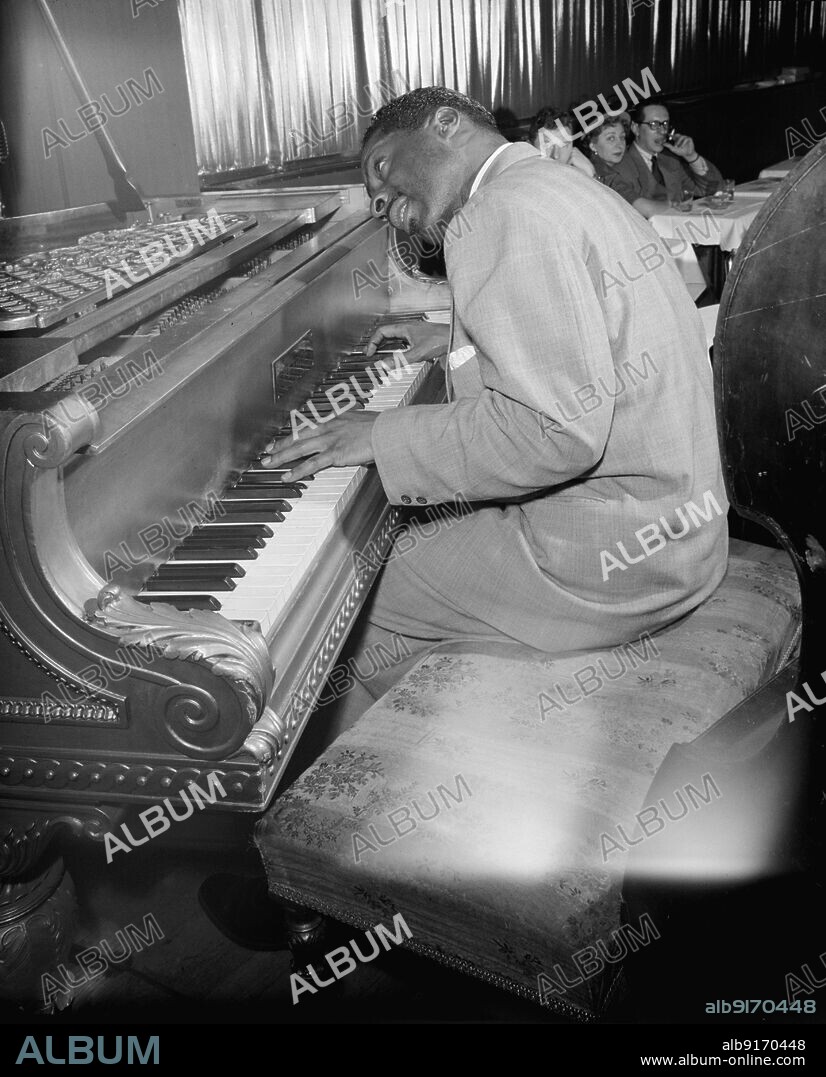 WILLIAM PAUL GOTTLIEB. Portrait of Erroll Garner, New York, N.Y., 1946.