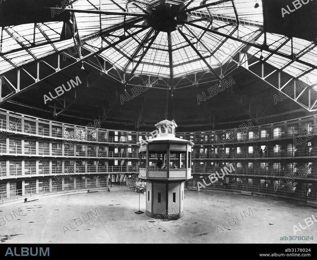 Crest Hill, Illinois:  April 7, 1928 The new prison with its circular cell layout and the central guard tower at Stateville Correctional Center follows the panopticon design by British philosopher and prison reformer Jeremy Bentham.   © Underwood Archives / The Image Works.