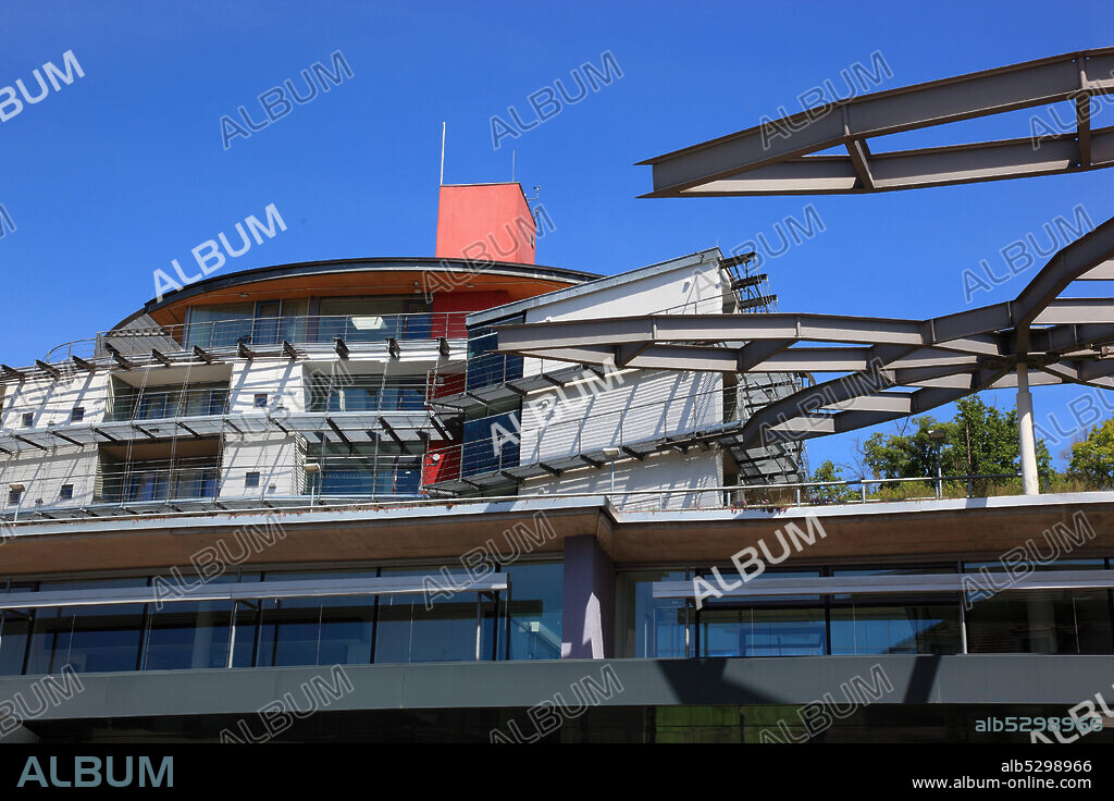 Terrace Therme in Bad Colberg, place with mineral spring spa treatment, Heldburger country Heldburg, Hildburghausen, Thuringia, Germany  /  Terassentherme, Bad Colberg, Ort mit Heilquellenkurbetrieb, Heldburger Land, Heldburg, Landkreis Hildburghausen, Thueringen, Deutschland.