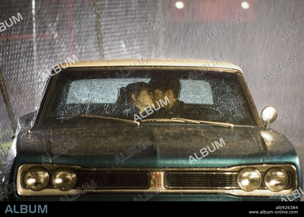 FELIX GOMEZ y MARTA NIETO en EL CAMINO DE LOS INGLESES, 2006, dirigida por ANTONIO BANDERAS. Copyright GREEN MOON PRODUCTIONS/SOGECINE S.A. / NIETO, MATIAS.