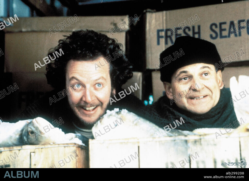 DANIEL STERN und JOE PESCI in KEVIN - ALLEIN IN NEW YORK, 1992 (HOME ALONE 2: LOST IN NEW YORK), unter der Regie von CHRIS COLUMBUS. Copyright 20TH CENTURY FOX.