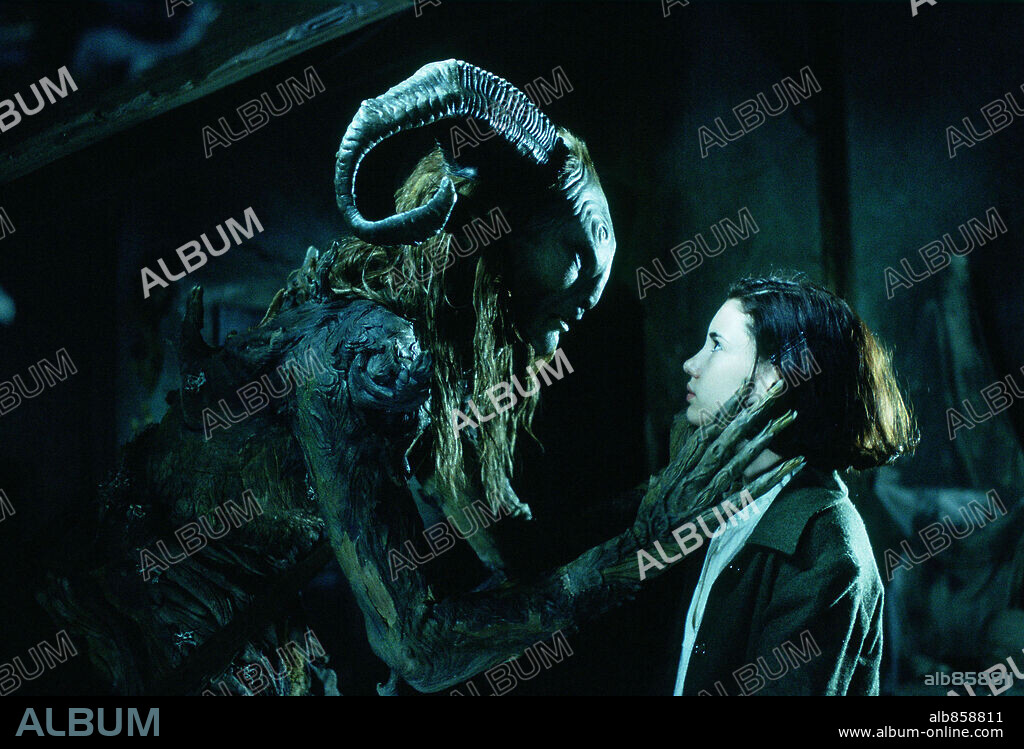 IVANA BAQUERO in PAN'S LABYRINTH, 2006 (EL LABERINTO DEL FAUNO), directed by GUILLERMO DEL TORO. Copyright WARNER BROS.