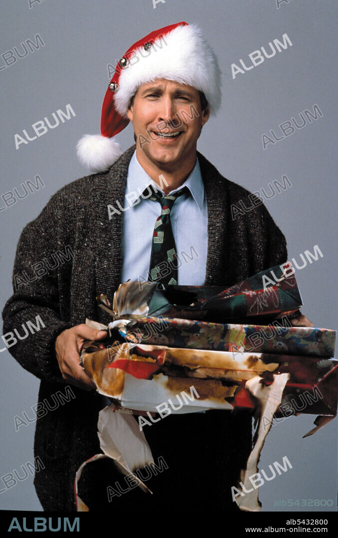 CHEVY CHASE in NATIONAL LAMPOON'S CHRISTMAS VACATION, 1989, directed by JEREMIAH S. CHECHIK. Copyright WARNER BROS.