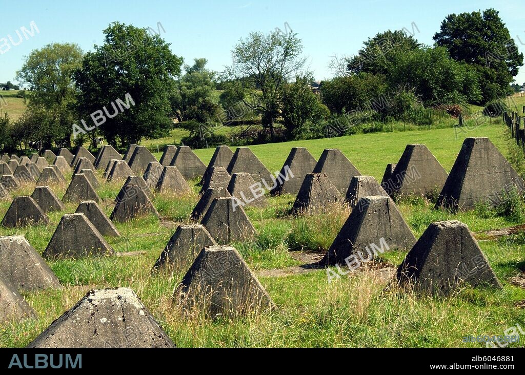 The so-called Dragon's teeth of the Siegfried line pictured between Aachen and Monschau, Germany, 08 July 2007. During WWII the Dragon's teeth served the German Wehrmacht as anti-tank obstacles to defend the Siegfried line. Photo: Horst Ossinger. 08/07/2007