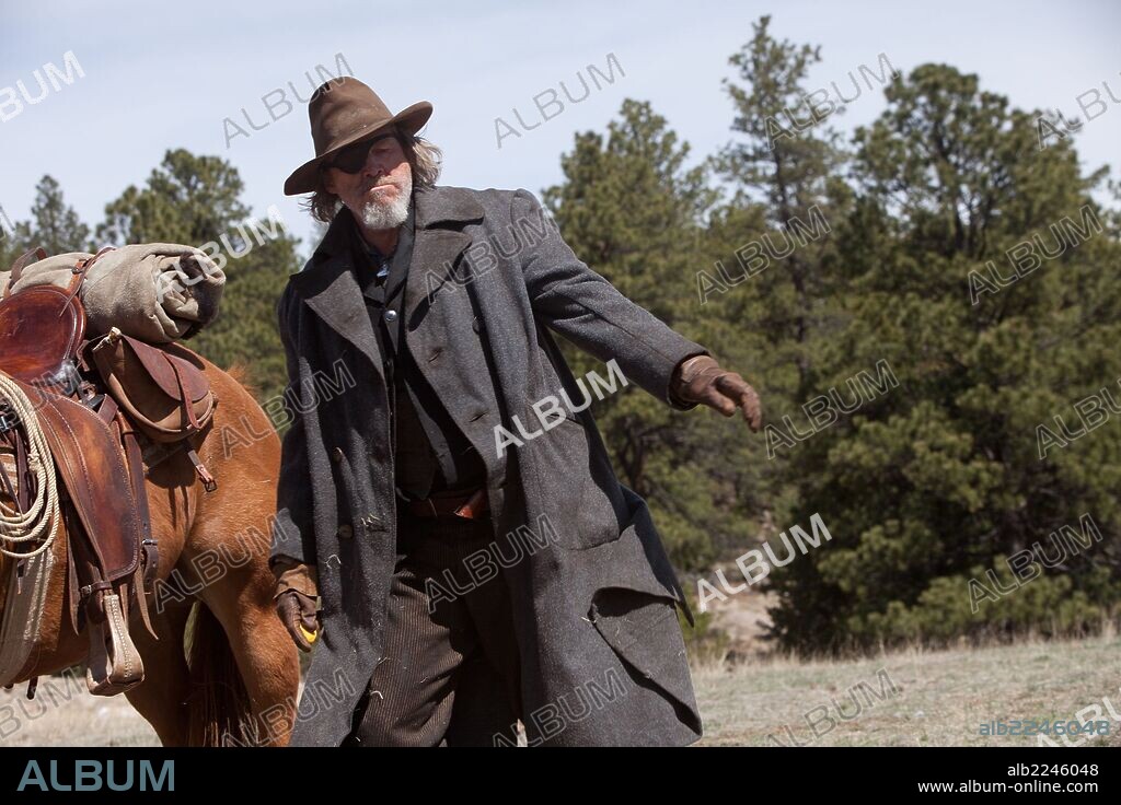 JEFF BRIDGES in TRUE GRIT, 2010, directed by ETHAN COEN and JOEL COEN. Copyright PARAMOUNT PICTURES.