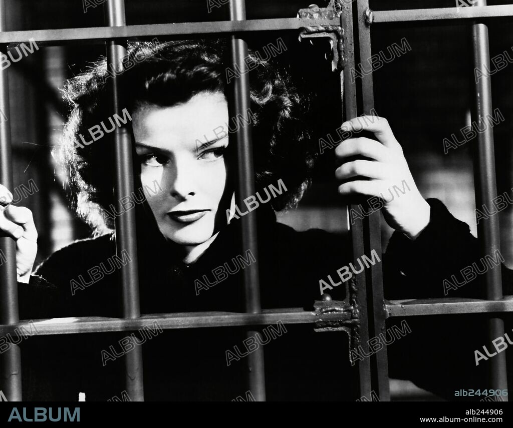 KATHARINE HEPBURN en LA FIERA DE MI NIÑA, 1938 (BRINGING UP BABY), dirigida por HOWARD HAWKS. Copyright RKO.