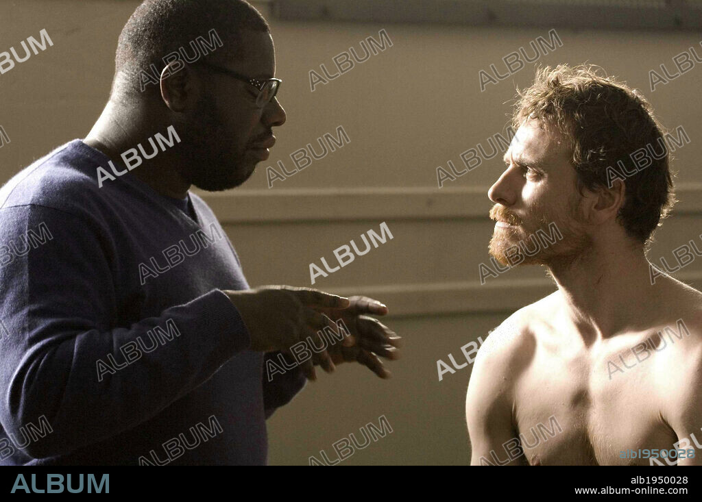 LIAM CUNNINGHAM und STEVE MCQUEEN in HUNGER, 2008, unter der Regie von STEVE MCQUEEN. Copyright FILM4.