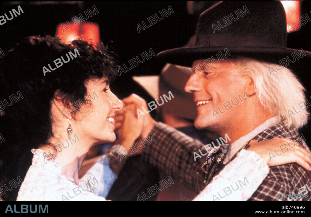 CHRISTOPHER LLOYD and MARY STEENBURGEN in BACK TO THE FUTURE PART III, 1990, directed by ROBERT ZEMECKIS. Copyright UNIVERSAL PICTURES.