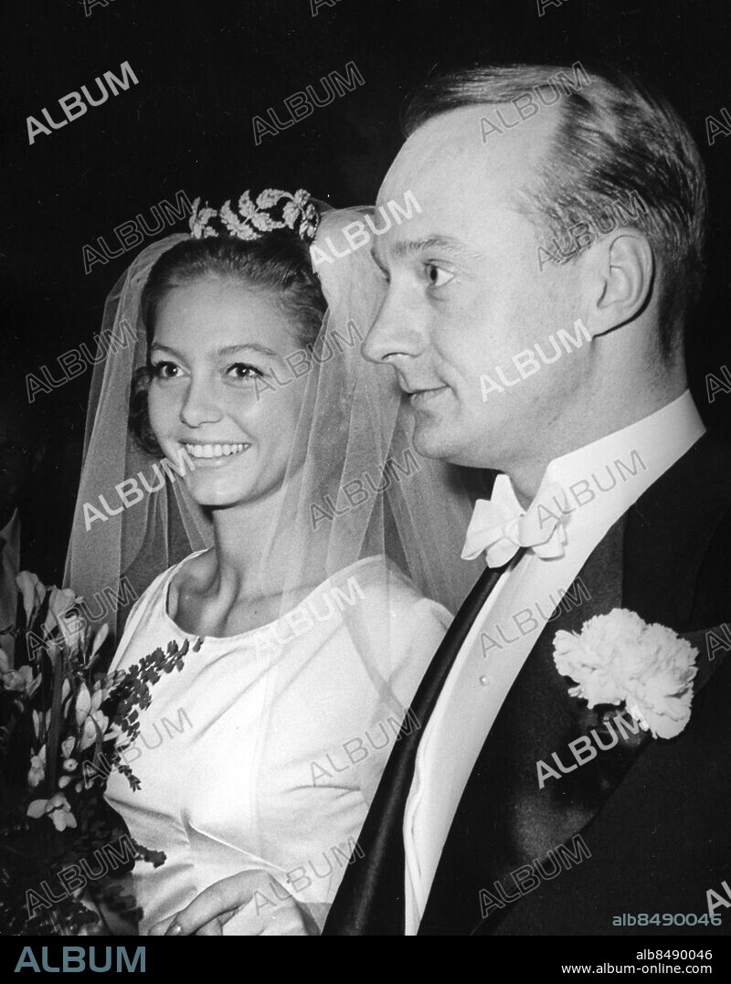 ARKIV -6611115. Louise Edlind gifter sig med Sten Friberg.. Foto: Kod: 190. COPYRIGHT SCANPIX SWEDEN.
