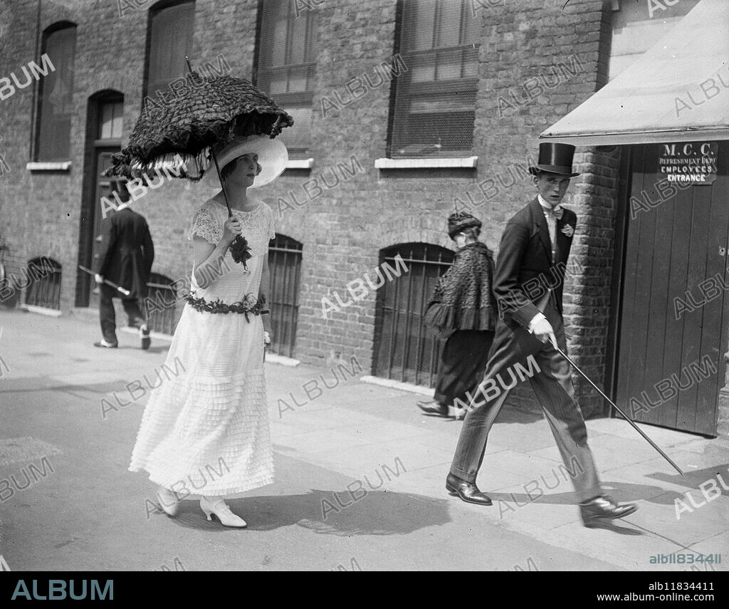 At Eton and Harrow cricket match at Lords , London. Lady Mary Thynne and the Earl of Weymouth arriving. 13 July 1923.
