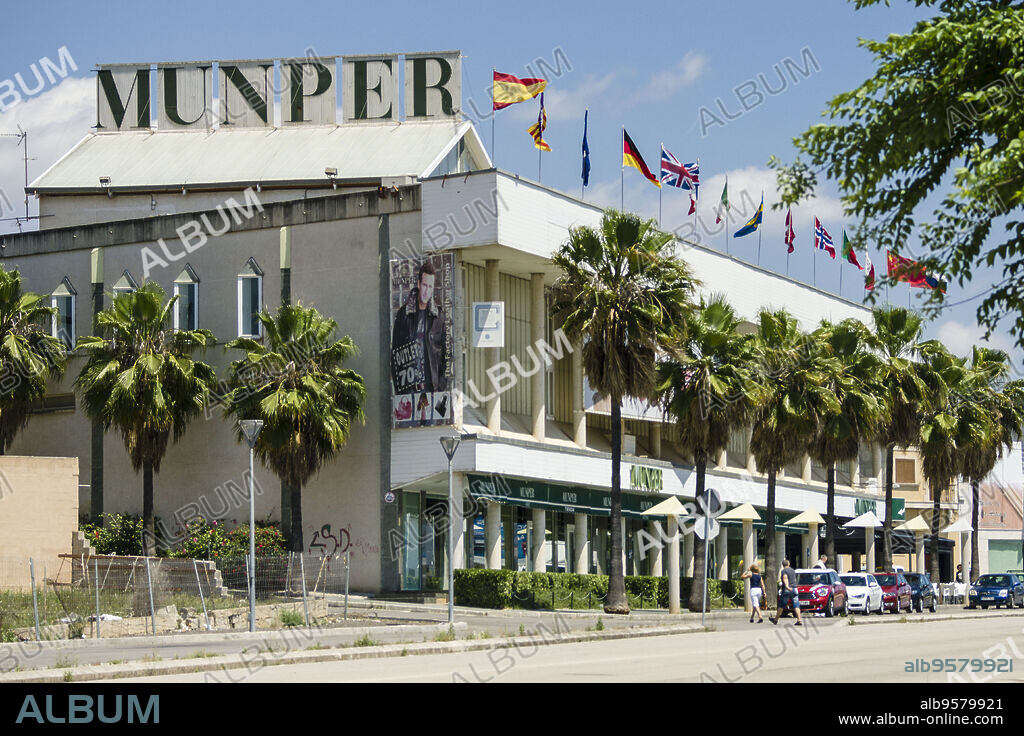 fabrica de articulos de piel Munper, Inca,Mallorca, islas baleares, Spain.