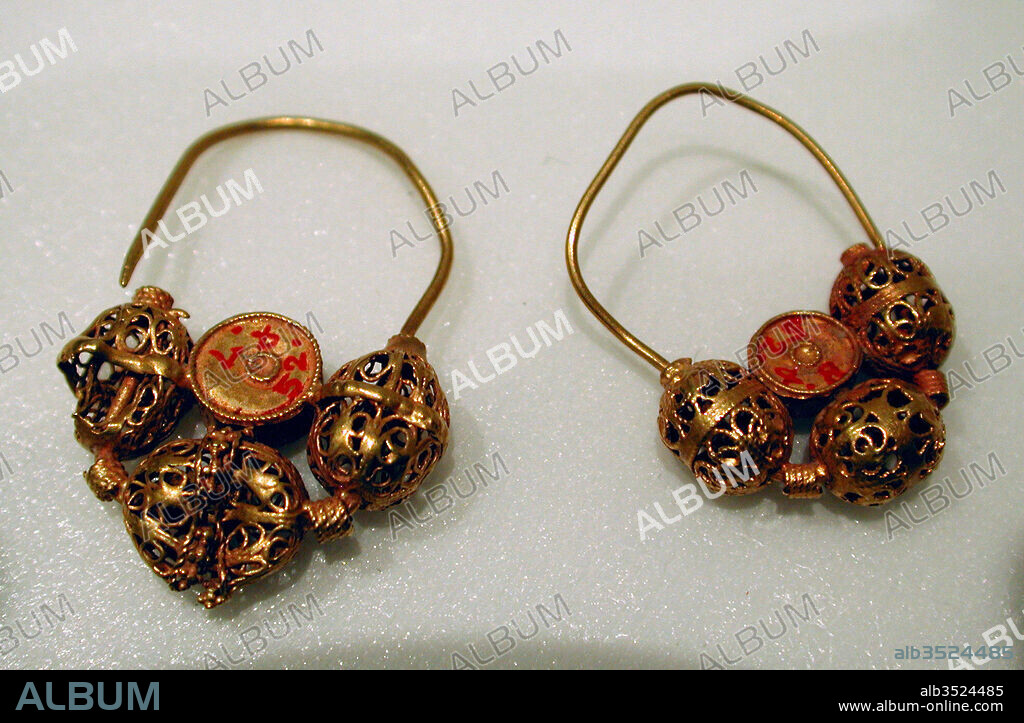 Filigree sales jewelry online