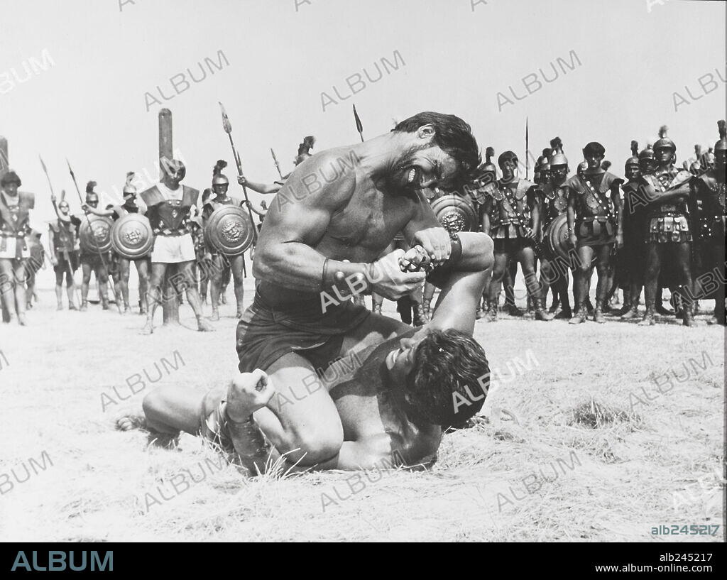 STEVE REEVES in THE TROJAN WAR, 1961 (LA GUERRA DI TROIA), directed by GIORGIO FERRONI. Copyright GRAND NATIONAL PICTURES.