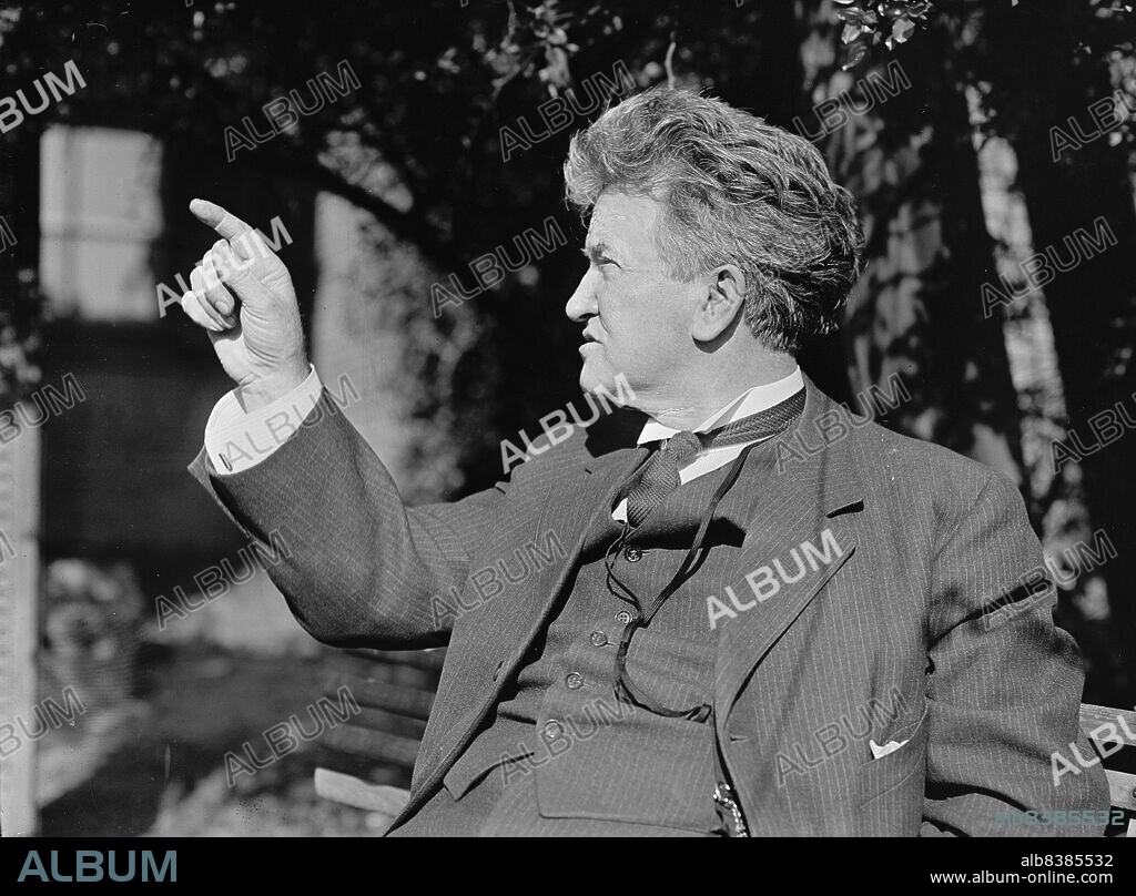 HARRIS & EWING. Robert M. Lafollette [sic], Rep. from Wisconsin, 1911. American lawyer and politician "Fighting Bob" La Follette served as Representative for Wisconsin 1885-1891; Governor of Wisconsin 1901-1906; and as a Senator 1906-1925.