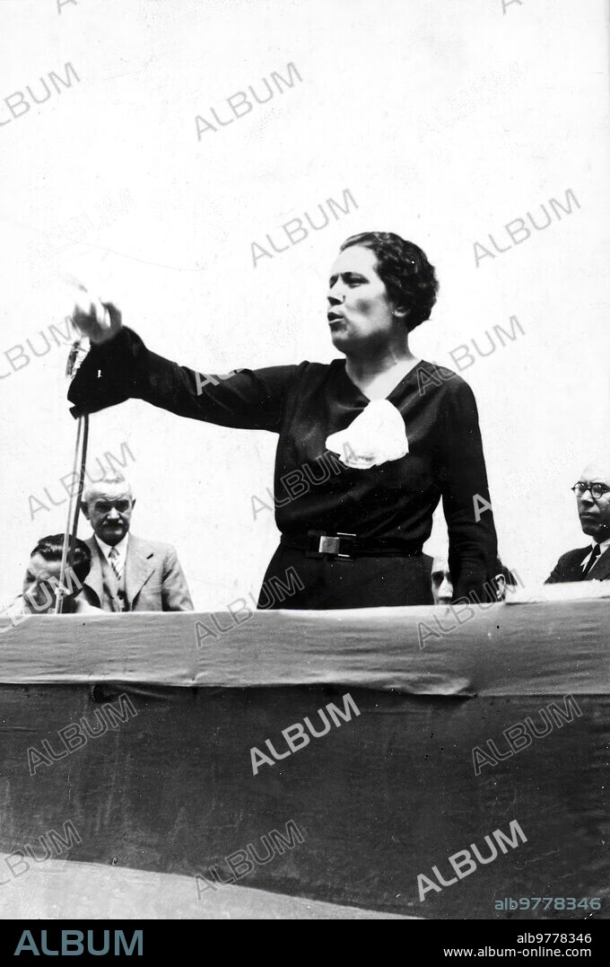 July 7, 1935. Victoria Kent, the first Deputy in the history of Spain. Photo: Indalecio Ojanguren. Graphic Reporter, Eibar.