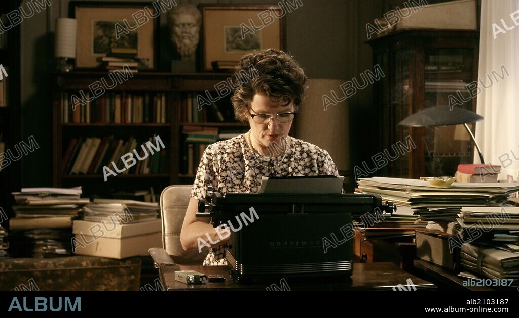 BARBARA SUKOWA in HANNAH ARENDT, 2012, directed by MARGARETHE VON TROTTA. Copyright MACT PRODUCTIONS.