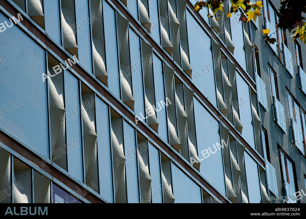 J.Mª.FARGAS.ENRIC TOUS/ BANCA CATALANA, PASEO DE GRACIA, 1965,S.XX.