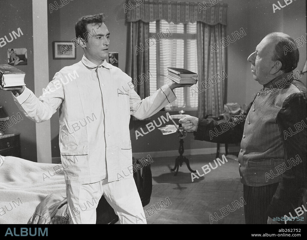 JOSE ISBERT in VIDA SIN RISAS, 1959. Copyright ALFIEGA P.C./GREDOS FILMS.