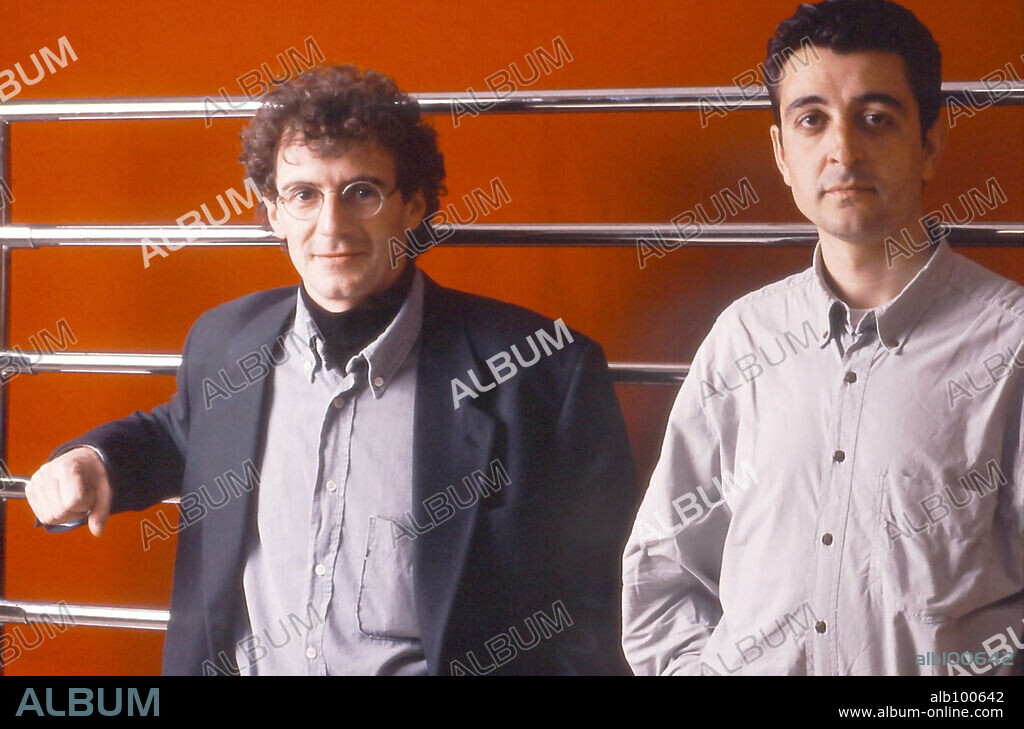 El Ultimo de la Fila, grupo musical de pop rock español formado por Manolo  García (vocalista) y Quimi Portet (guitarrista). - Album alb100642