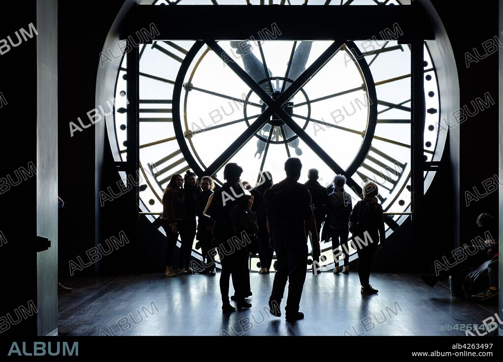 reloj, Museo de Orsay, Ministerio de Cultura y Comunicación Francés, Paris, France,Western Europe.
