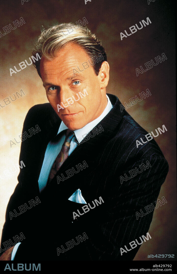CORBIN BERNSEN en LEY DE LOS ANGELES, LA-TV, 1986 (L. A. LAW). Copyright 20TH CENTURY FOX TV.