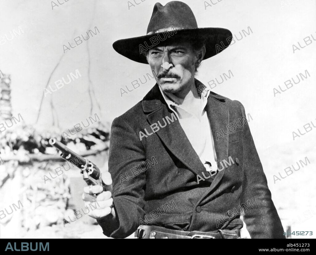 LEE VAN CLEEF en EL HALCÓN Y LA PRESA, 1966 (LA RESA DEI CONTI), dirigida por SERGIO SOLLIMA. Copyright PRODUZIONI EUROPEE ASSOCIATI.